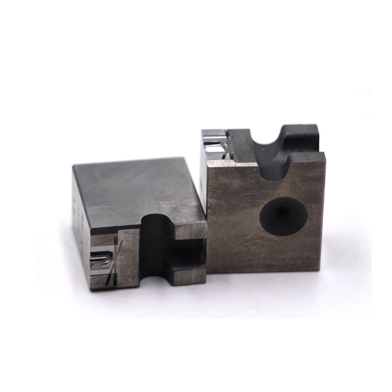 텅스텐 탄화물 굴착 꼬리 다이 - 높은 마모 내성 단단한 재료 효율적인 자기 굴착 나사 생산을 위해 정밀 모양의 구멍