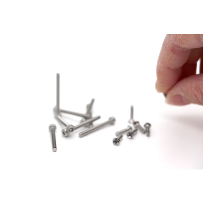 M0.5-M3 정밀 마이크로 트러스 헤드 스크루 410 스테인리스 스틸 블랙 옥시드 의료 기기 맞춤형 서비스